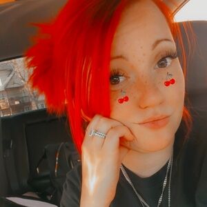 Meet your Posher, Fetiva Searle